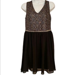 Luna NWT black sleeveless metallic dress